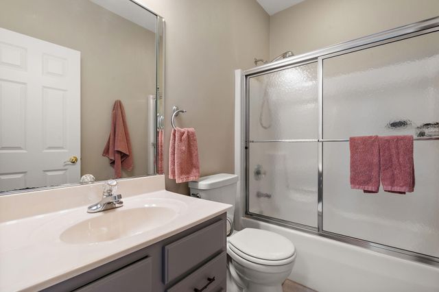 8331 Doubletree Drive N, Crown Point, IN 46307