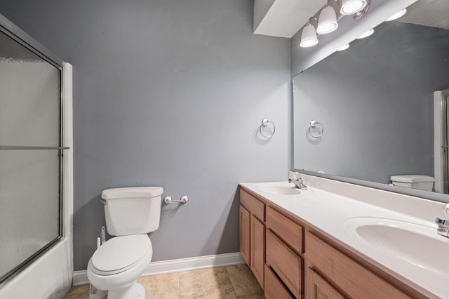 8331 Doubletree Drive N, Crown Point, IN 46307