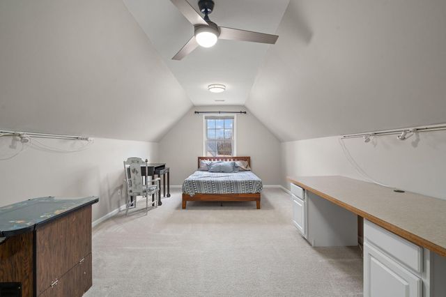 8331 Doubletree Drive N, Crown Point, IN 46307