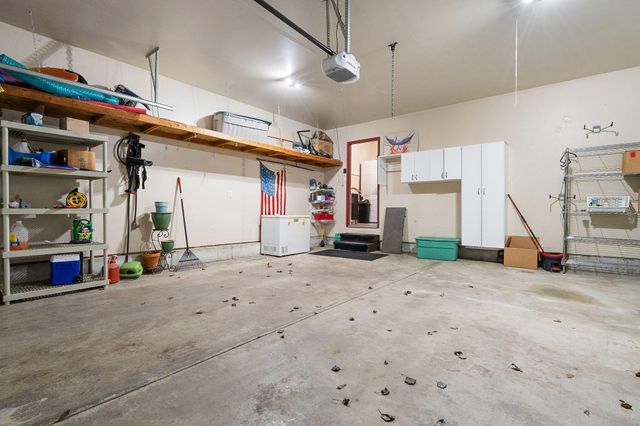 8331 Doubletree Drive N, Crown Point, IN 46307