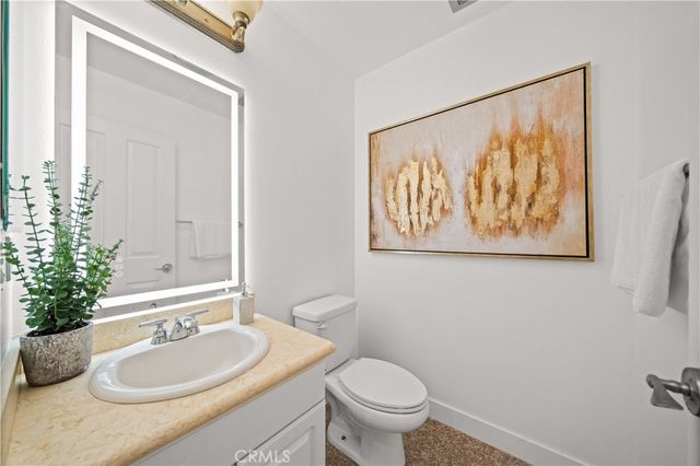 824 Ocean View Avenue, Monrovia, CA 91016