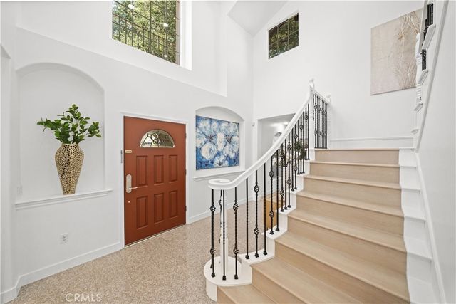 824 Ocean View Avenue, Monrovia, CA 91016