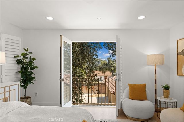 824 Ocean View Avenue, Monrovia, CA 91016
