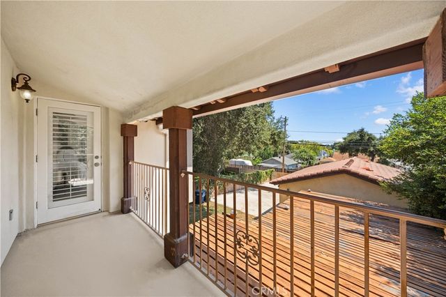 824 Ocean View Avenue, Monrovia, CA 91016