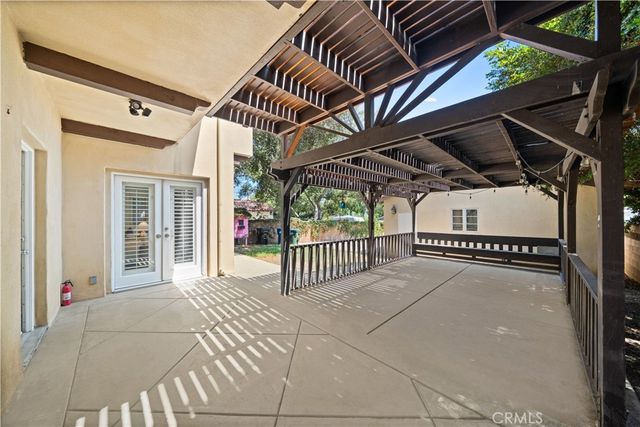 824 Ocean View Avenue, Monrovia, CA 91016