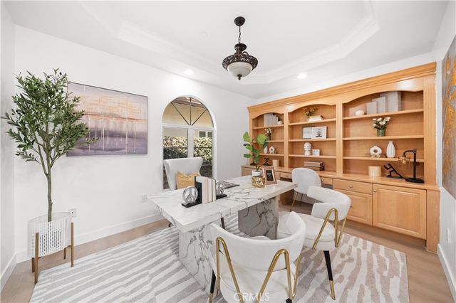 824 Ocean View Avenue, Monrovia, CA 91016