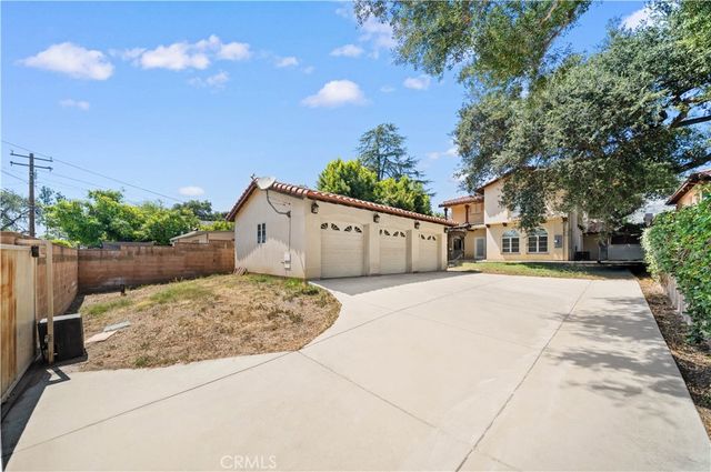 824 Ocean View Avenue, Monrovia, CA 91016