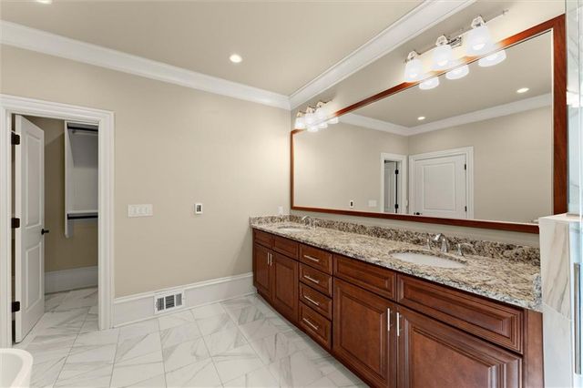 567 N Palisades Circle SE, Marietta, GA 30067