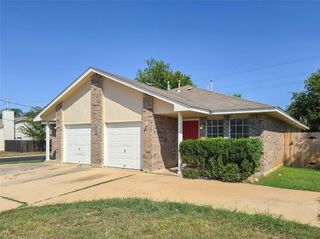300 Tamara DR B, Georgetown, TX 78628