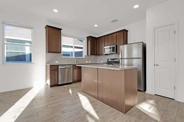 283 Fabion ST, Kyle, TX 78640