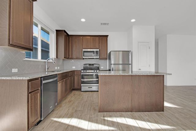 283 Fabion ST, Kyle, TX 78640