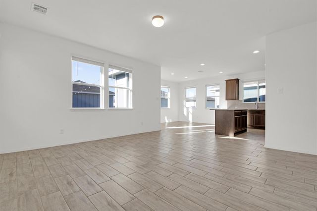 283 Fabion ST, Kyle, TX 78640