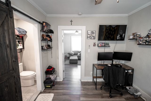 1411 Guthrie Avenue, Des Moines, IA 50316