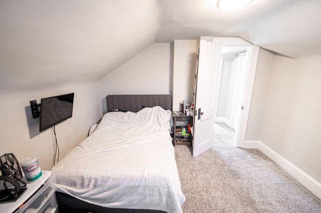 1411 Guthrie Avenue, Des Moines, IA 50316