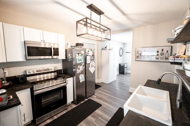 1411 Guthrie Avenue, Des Moines, IA 50316