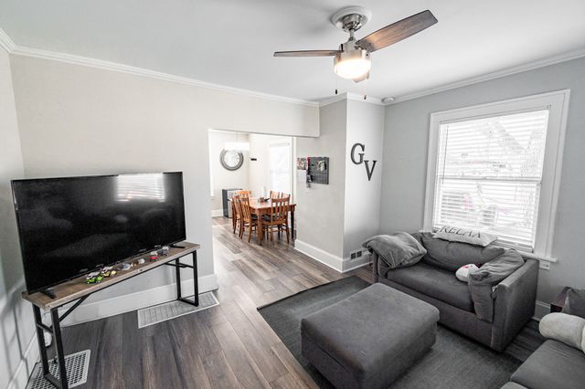 1411 Guthrie Avenue, Des Moines, IA 50316