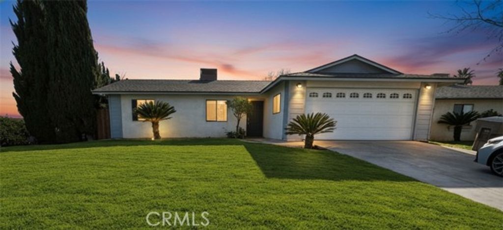 7601 Letty, Lamont, CA 93241