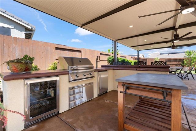 1076 Catalina Way, El Dorado Hills, CA 95762