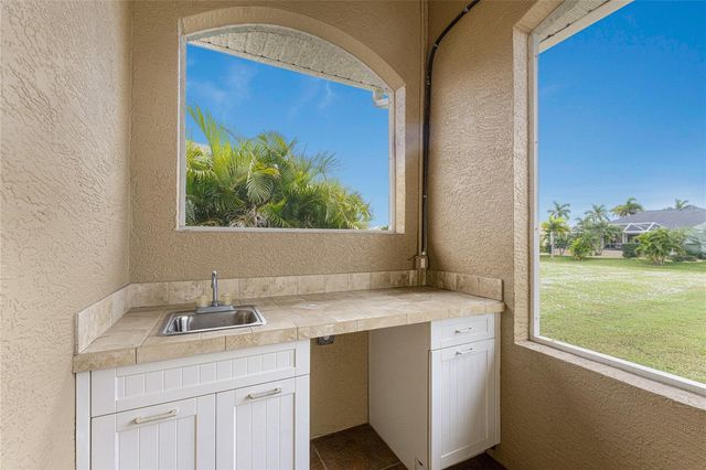 210 ROTONDA BOULEVARD E, Rotonda West, FL 33947