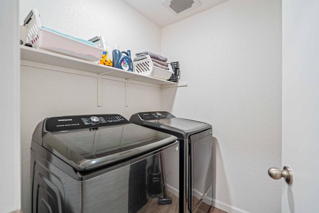 209 Dogwood Ranch Way, Patterson, CA 95363