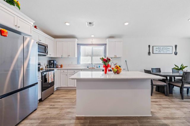 209 Dogwood Ranch Way, Patterson, CA 95363