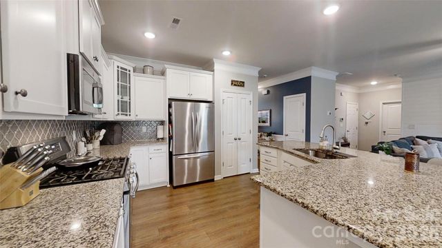 5339 Pembrey Drive, Denver, NC 28037