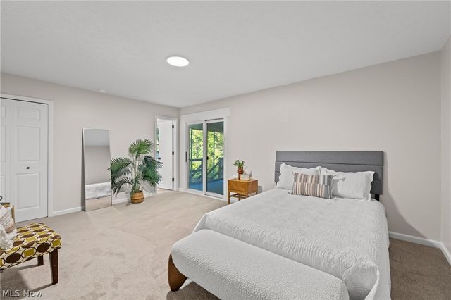 239 Indian Hills Drive, Tallmadge, OH 44278