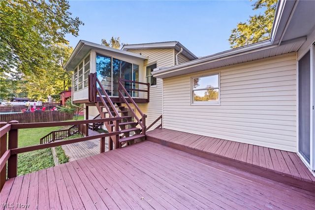 239 Indian Hills Drive, Tallmadge, OH 44278