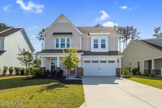35 W Cloverfield Lane, Hampstead, NC 28443