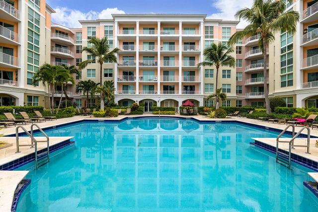 806 E Windward Way 213, Lantana, FL 33462