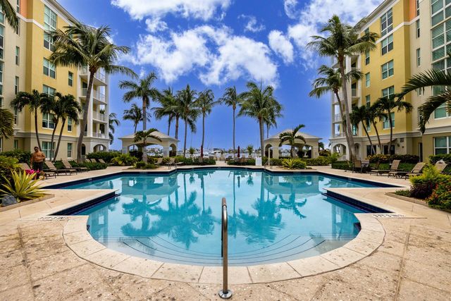 806 E Windward Way 213, Lantana, FL 33462