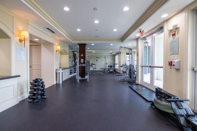 806 E Windward Way 213, Lantana, FL 33462