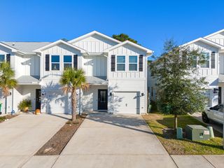 38 Redbird Loop, Destin, FL 32541