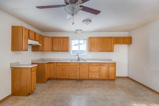 515 E OAK STREET, Kimberly, WI 54136