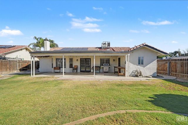 524 Quail Rock Avenue, Bakersfield, CA 93308