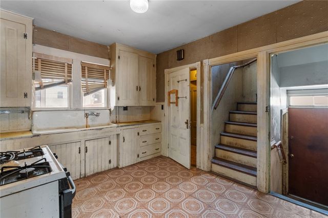 199 Garden Street, Pawtucket, RI 02860