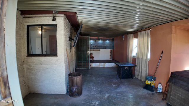 133 N HIBBERT Street, Mesa, AZ 85201