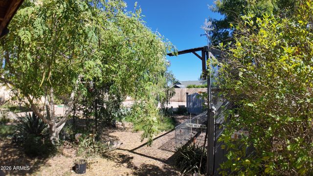 133 N HIBBERT Street, Mesa, AZ 85201