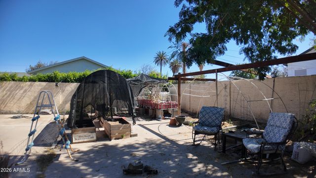 133 N HIBBERT Street, Mesa, AZ 85201