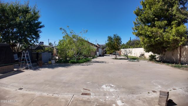 133 N HIBBERT Street, Mesa, AZ 85201