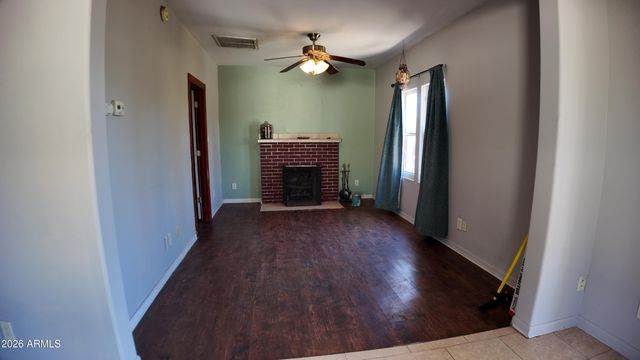 133 N HIBBERT Street, Mesa, AZ 85201