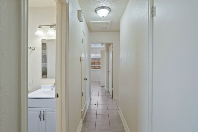 3718 Yellowstone Street, Irving, TX 75062