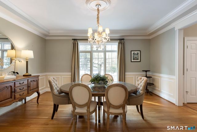 10 Hinchley Wood, Farmington, CT 06032