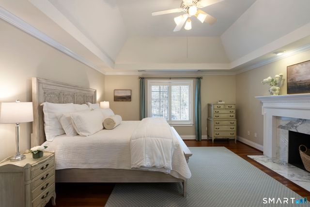 10 Hinchley Wood, Farmington, CT 06032