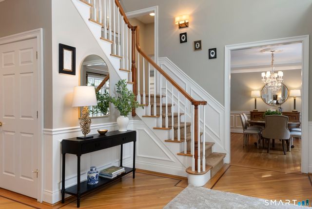 10 Hinchley Wood, Farmington, CT 06032