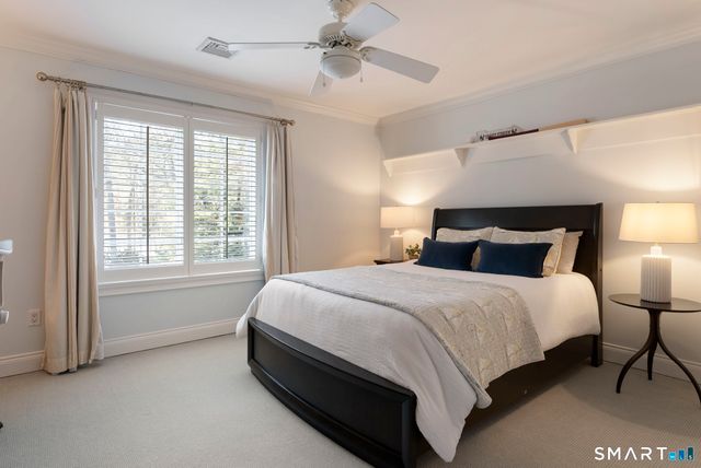 10 Hinchley Wood, Farmington, CT 06032