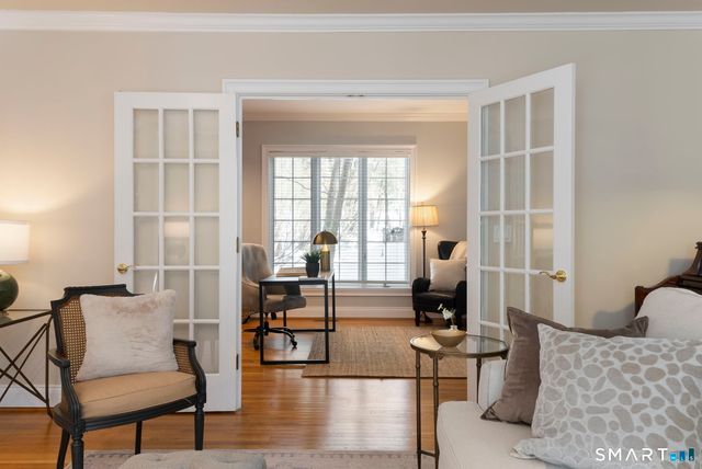 10 Hinchley Wood, Farmington, CT 06032