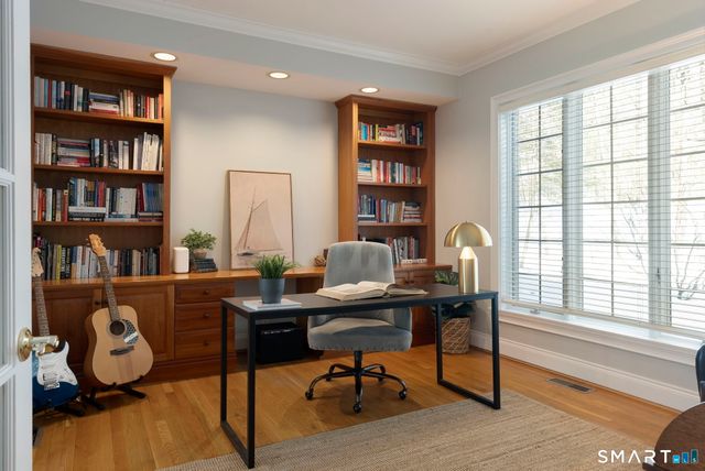 10 Hinchley Wood, Farmington, CT 06032