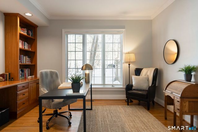 10 Hinchley Wood, Farmington, CT 06032