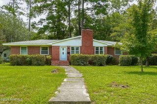 725 Devon Court, Wilmington, NC 28403